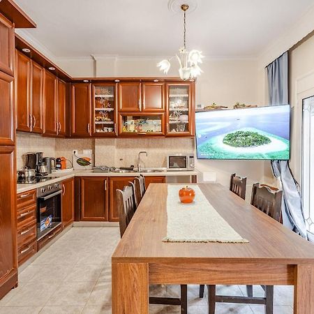 Fully Equipped And Family Friendly Skg Center Apartment Salonic Exterior foto
